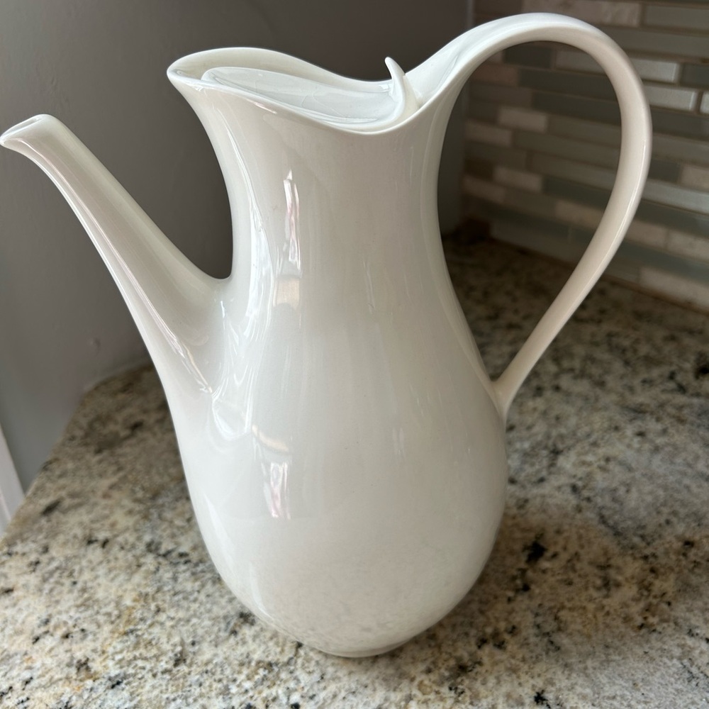 Eva Zeisel for Crate&Barrel Tea Pot - Picture 3 of 7